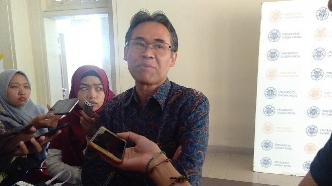 Profil Dosen UGM Karna Wijaya, Rektor Beri Peringatan Usai Dugaan Ejek Ade Armando