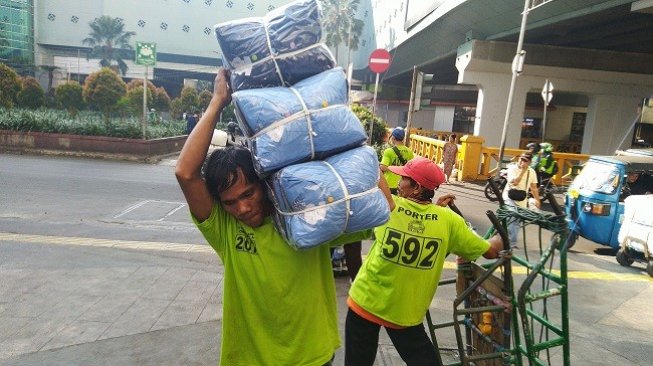 Situasi Pasar Tanah Abang usai dilanda kerusuhan buntut aksi 22 Mei 2019. (Suara.com/Stephanus Aranditio)