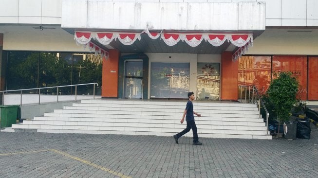 Suasana pertokoan di kawasan Sarinah, Jakarta Pusat, Sabtu (25/5). [Suara.com/Oke Atmaja]