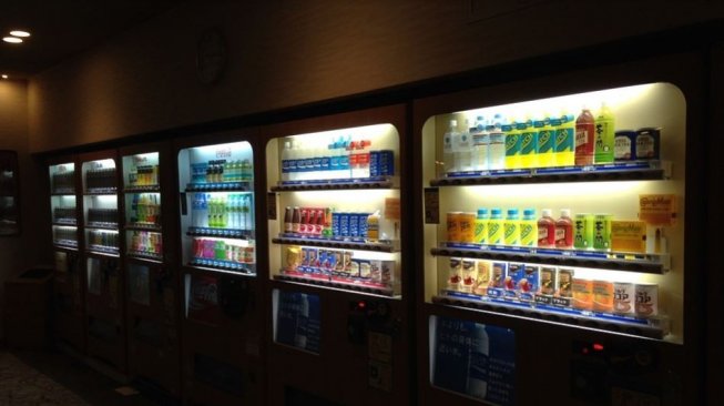 5 Vending Machine Terunik di Jepang, Jajakan Payung Hingga Pakaian Dalam