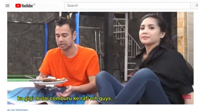 Buka Puasa, Raffi Minta Poligami dengan Ricis, Nagita Slavina: Aku Mundur. Tangkapan layar (Youtube/Ricis Official)