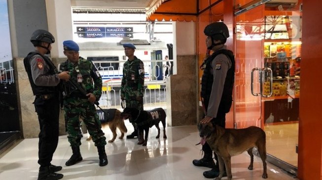 Jelang Musim Mudik, Anjing Pelacak Dikerahkan di Stasiun Yogyakarta