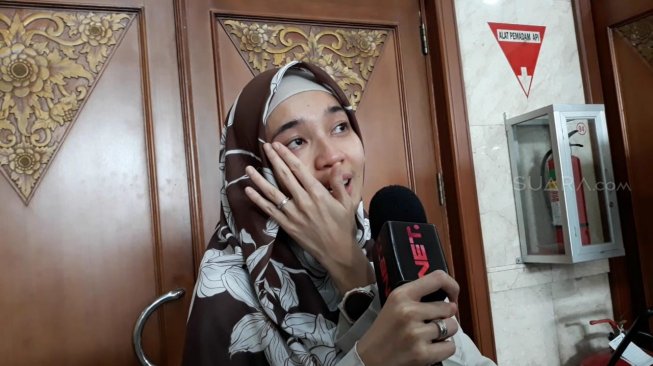 Dhini Aminarti di JCC Senayan, Jakarta Pusat, pada Minggu (26/5/2019). [Suci Febriastuti/Suara.com]