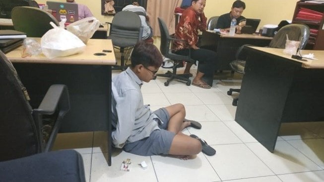 Akhir Petualangan Playboy Penipu Usai Dijebak 3 Pacarnya di Serang