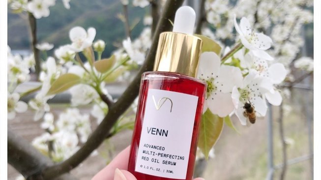 Advanced Multi-Perfecting Red Oil Serum dari VENN Skincare. (Instagram/@vennskincare_kr)