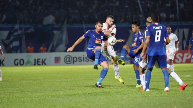 Pertandingan PSIS Semarang vs Persija Jakarta di Stadion Moch. Soebroto, Magelang (dok. Media Persija)