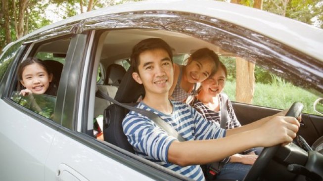 Biar Mudik Makin Asyik, Jangan Lupa Bawa 7 Perlengkapan Ini di Mobil