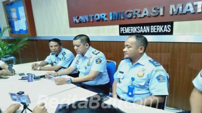 Kepala dan 2 Pejabat Imigrasi Mataram Dicokot KPK