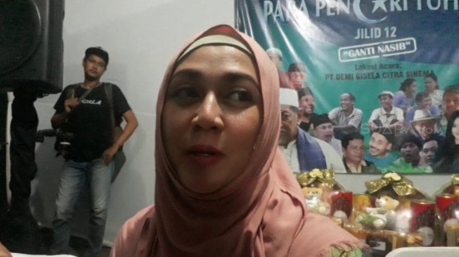 Pilkada Bandung, Dina Lorenza Diakui PKS Tapi Dicap Demokrat Hoaks