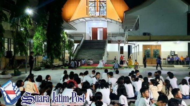 MI Islamiyyah Plosogenuk Jombang Berkunjung ke SD Kristen Petra Jombang