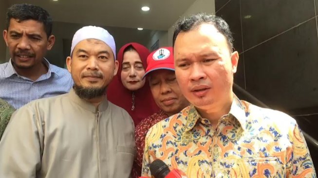Ingin Fokus Ibadah, Pemeriksaan Ustaz Sambo Ditunda