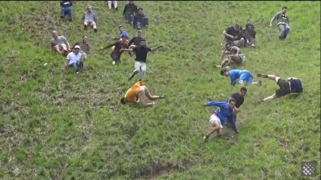 Cheese Rolling Race (youtube.com/Newsflare)