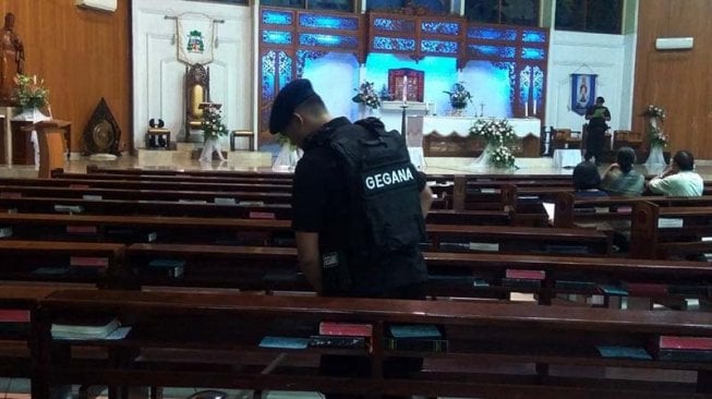 7 Gereja Besar di Purwokerto Disterilkan Gegana