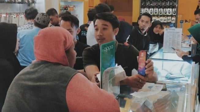 Penjualan handphone di NTB naik menjelang Lebaran 2019. (Dok : Istimewa)