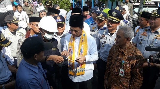 Pantau Kesiapan Mudik, Walkot Jakbar Sidak Terminal Kalideres