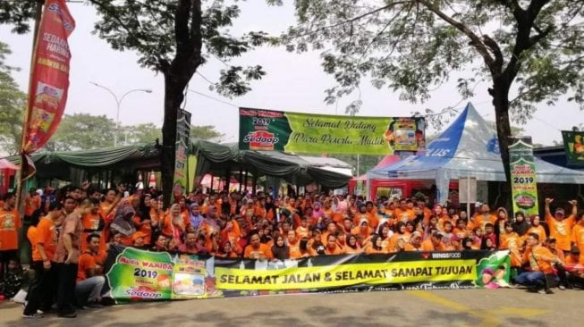 Bersih-Bersih Masjid dan Mudik Gratis, Cara Mie Sedaap Berbagi Kebaikan