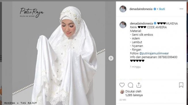 Deretan mukena artis. (Instagram/@denadaindonesia)