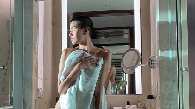 Foto seksi model Malaysia. (Instagram/@hangriii)