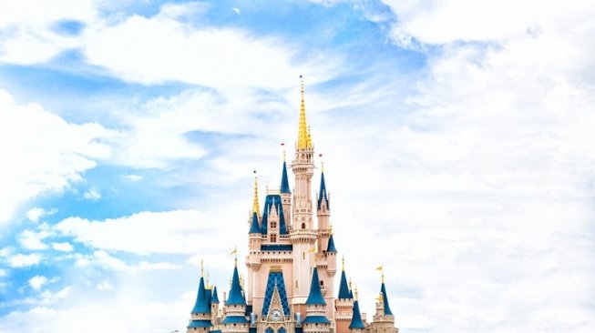 Disneyland Paris Mencari Putri dan Pangeran, Tertarik?