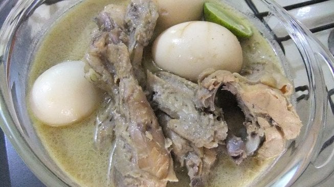 Wajib Tahu, Ini Bumbu Opor Ayam yang Harus Disiapkan Sebelum Lebaran