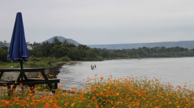 Pantai Hudo, Samosir. (Suara.com/Silfa Humairah)