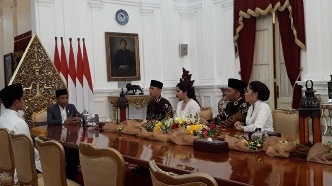 AHY Lebaran ke Jokowi, Datang ke Istana Bareng Ibas