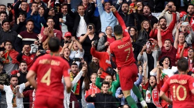 Kualifikasi Piala Eropa: Ronaldo Menggila, Portugal Gulung Lithuania 5-1
