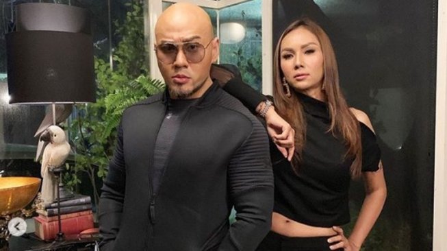 Kalina Oktarani dan Deddy Corbuzier [Instagram]