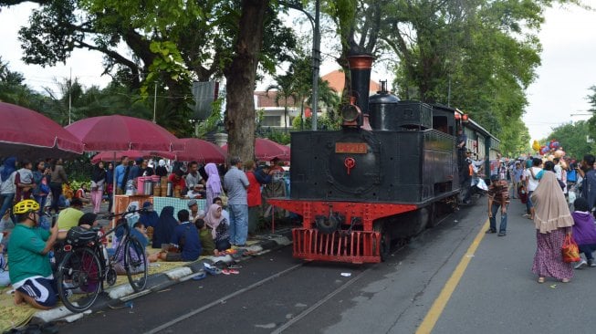 Kereta Uap Sepur Kluthuk Jaladara jadi pilihan wisata sejarah di kota Solo. (Suara.com/Ari Purnomo)