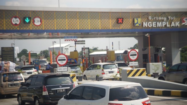 Pemudik Mobil Meningkat, Kemenhub Klaim Tak Macet Parah Seperti Tahun Lalu