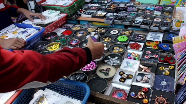 Suasana di Pasar Gembrong, Jakarta, Sabtu (8/6). [suara.com/Oke Atmaja]