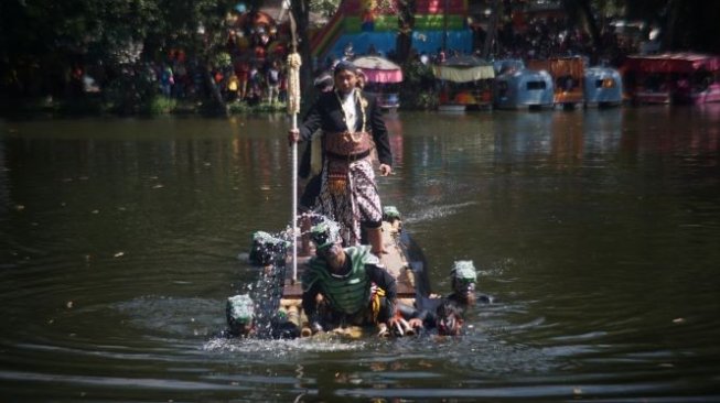 Melihat Meriahnya Kirab Jaka Tingkir, Puncak Pekan Syawalan Jurug