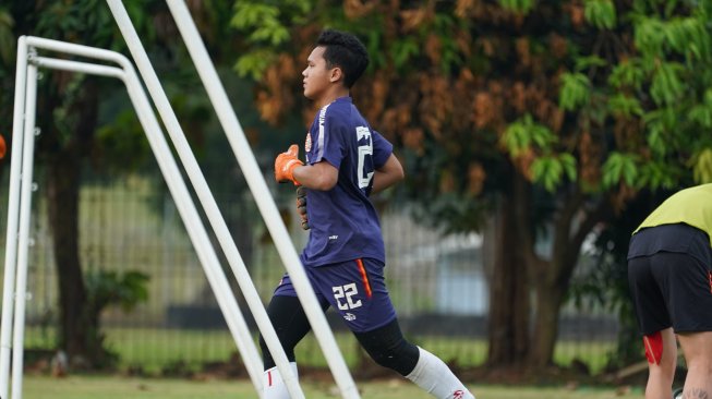 Naik ke Tim Senior, Risky Sudirman Bangga Main Bareng Idola di Persija