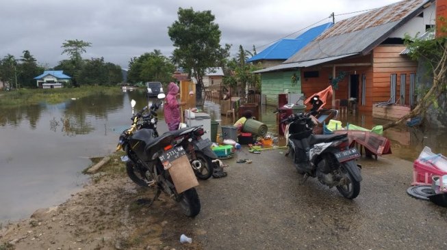 Banjir Konawe, Empat Kecamatan Terisolasi Ketinggian Genangan Capai 4 Meter