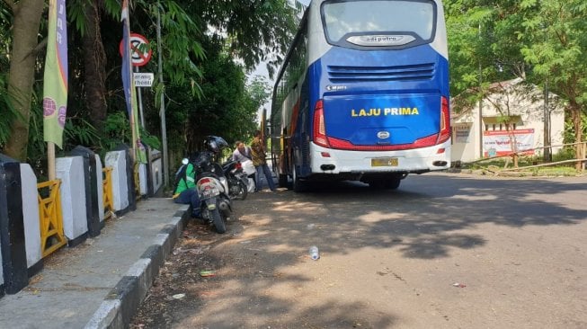 Transportasi Online Dilarang Ambil Penumpang di Dalam Terminal Jatijajar