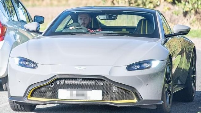 Mobil mewah David De Gea, Aston Martin Vantage (dailymail.co.uk)