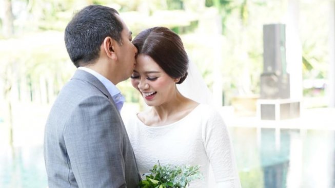 Mengapa Gwen Priscilla Nikah Diam-diam?