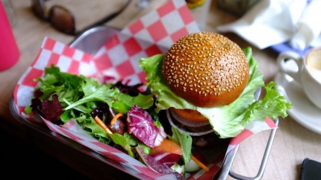 Veggie Burger Jadi Pilihan Vegetarian, Apakah Memang Lebih Sehat?