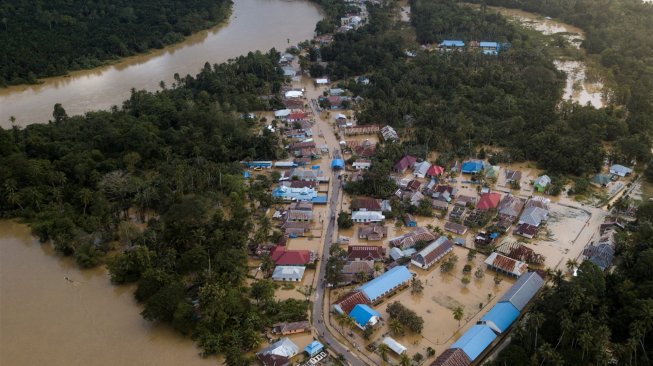 Diterjang Banjir Besar, Jalur Trans Sulawesi di Morowali Terputus