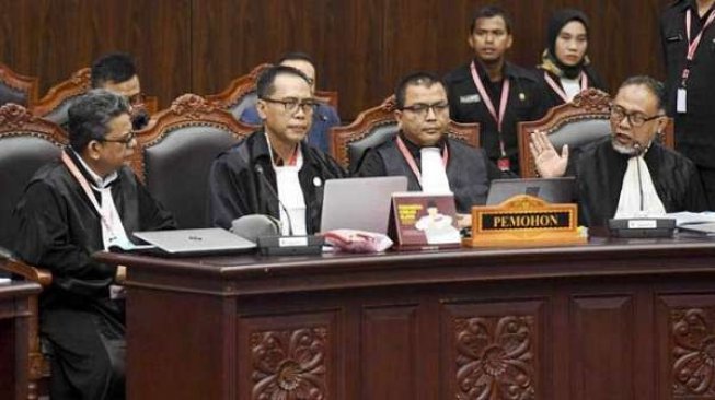 Image result for sidang mk sengketa pilpres 2019