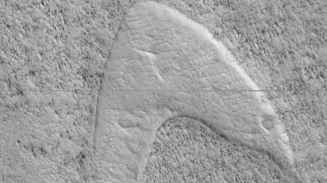 Misteri Logo Star Trek di Planet Mars