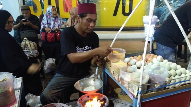 Kuliner Betawi Laris Manis di Jakarta Fair, Camilan Ini Jadi Favorit