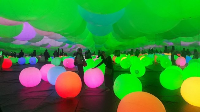 Pameran seni interaktif TeamLAB Future Park hadir di Gandaria City, Jakarta Selatan, mulai 20 Juni hingga 20 Desember 2019. (Suara.com/Dinda Rachmawati)