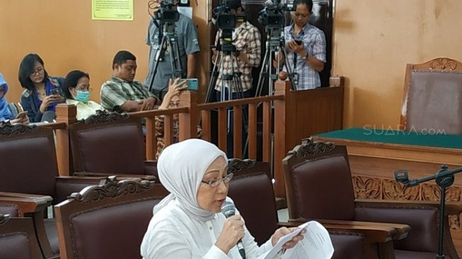 Curhatan Ratna Sarumpaet Lewat Pleidoi: Saya Disebut Ratu Pembohong