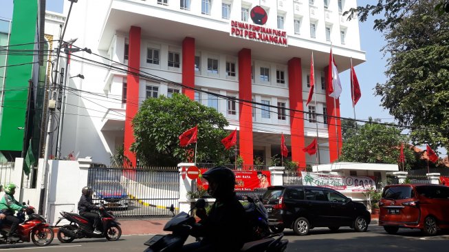 Kantor DPP PDI Perjuangan di Jalan Diponegoro, Menteng, Jakarta Pusat. (Suara.com/Novian)