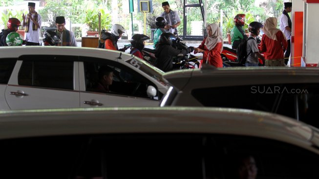 Transaksi Non Tunai Jadi Cara Urai Antrean di Pintu Gerbang Ancol