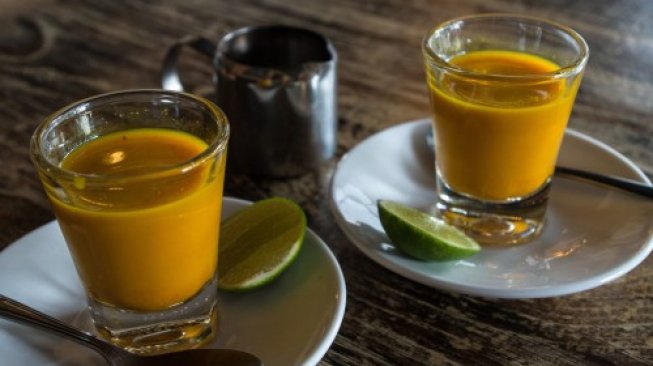 Minum Jamu Bisa Bikin Mandul dan Sakit Ginjal? Ini Faktanya!