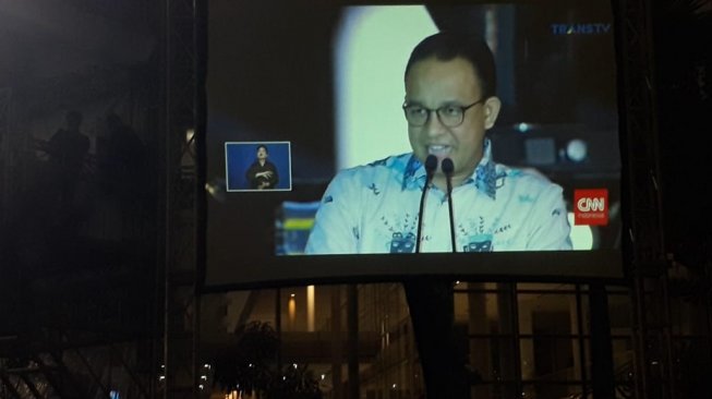 Sapa Warga di Bundaran HI, Anies: Jakarta Jadi Simpul Persatuan Indonesia