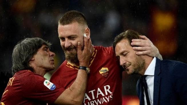 AS Roma Buang De Rossi, AC Milan Siap Tampung