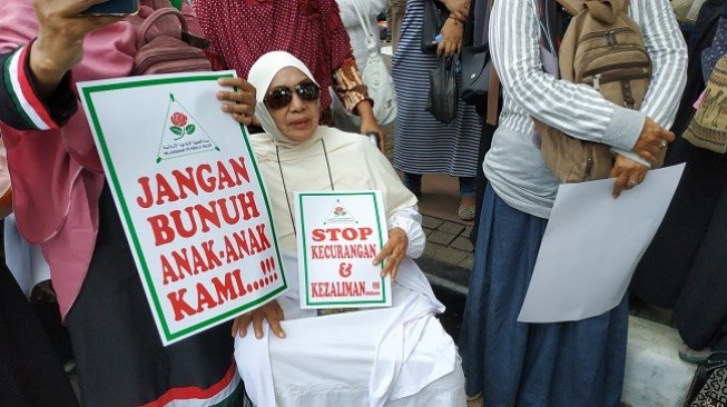 Demo Alumni 212 di Dekat MK Disindir Profesor: Masa Halal Bi Halal di Jalan